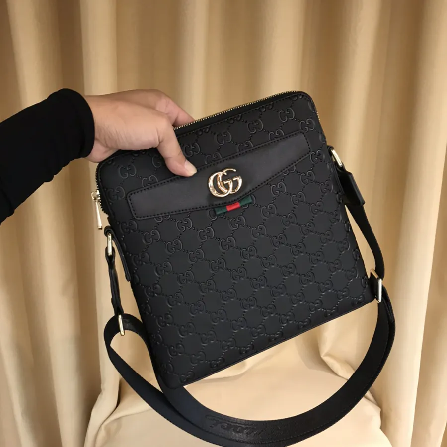 Gucci Men's Crossbody Bag Premium Leather, Stylish Design