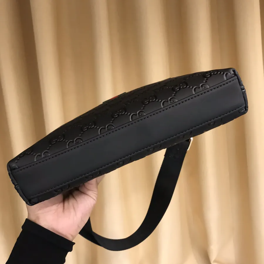 Gucci Men's Crossbody Bag Premium Leather, Stylish Design