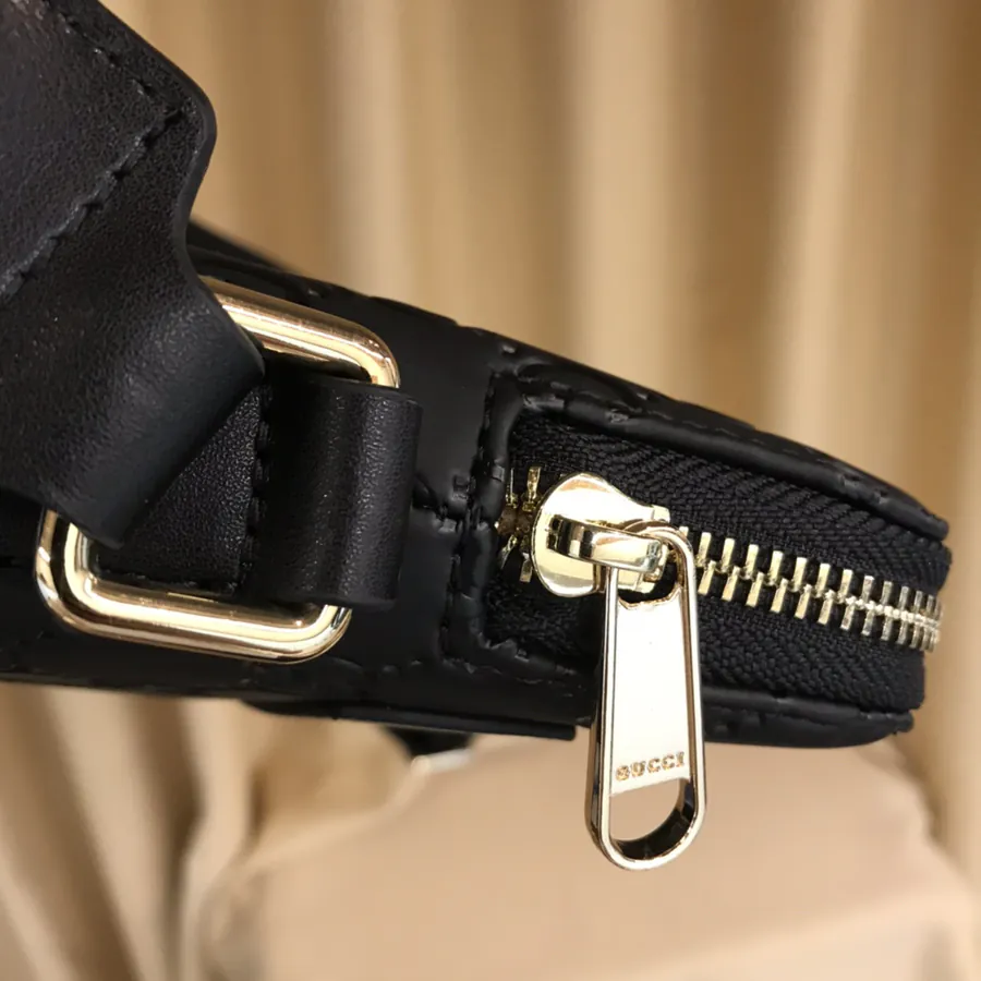 Gucci Men's Crossbody Bag Premium Leather, Stylish Design