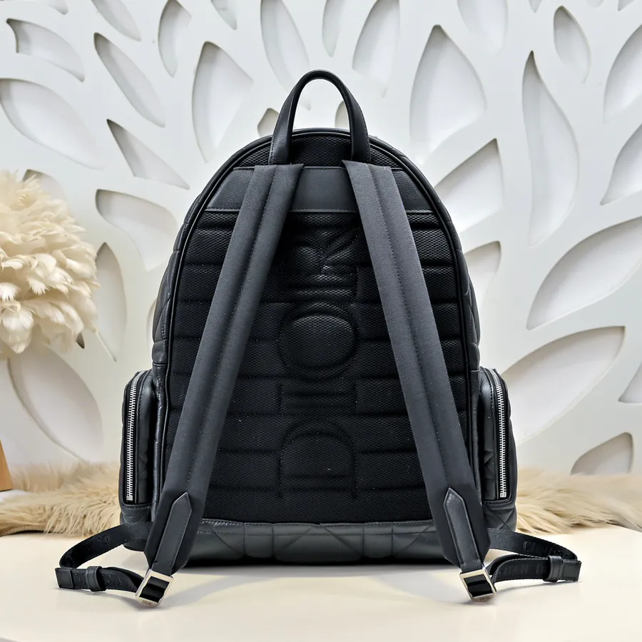 Dior New Shoulder Bag Modern Style and Haute Couture Fusion