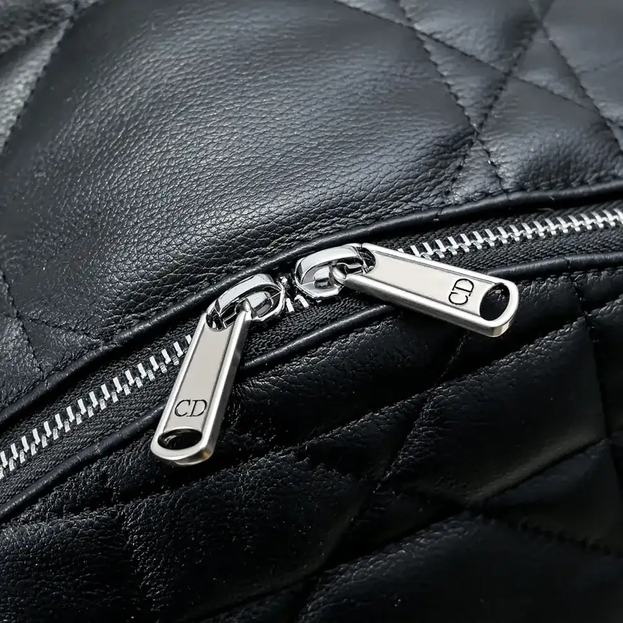 Dior New Shoulder Bag Modern Style and Haute Couture Fusion