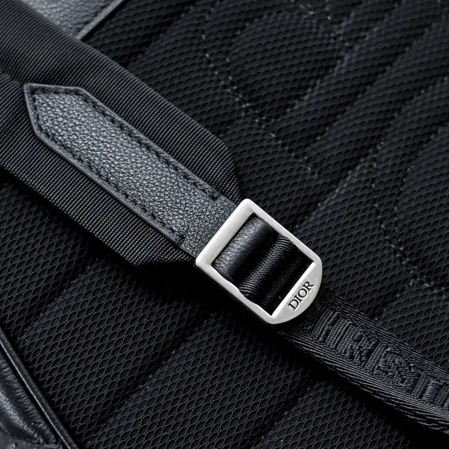 Dior New Shoulder Bag Modern Style and Haute Couture Fusion