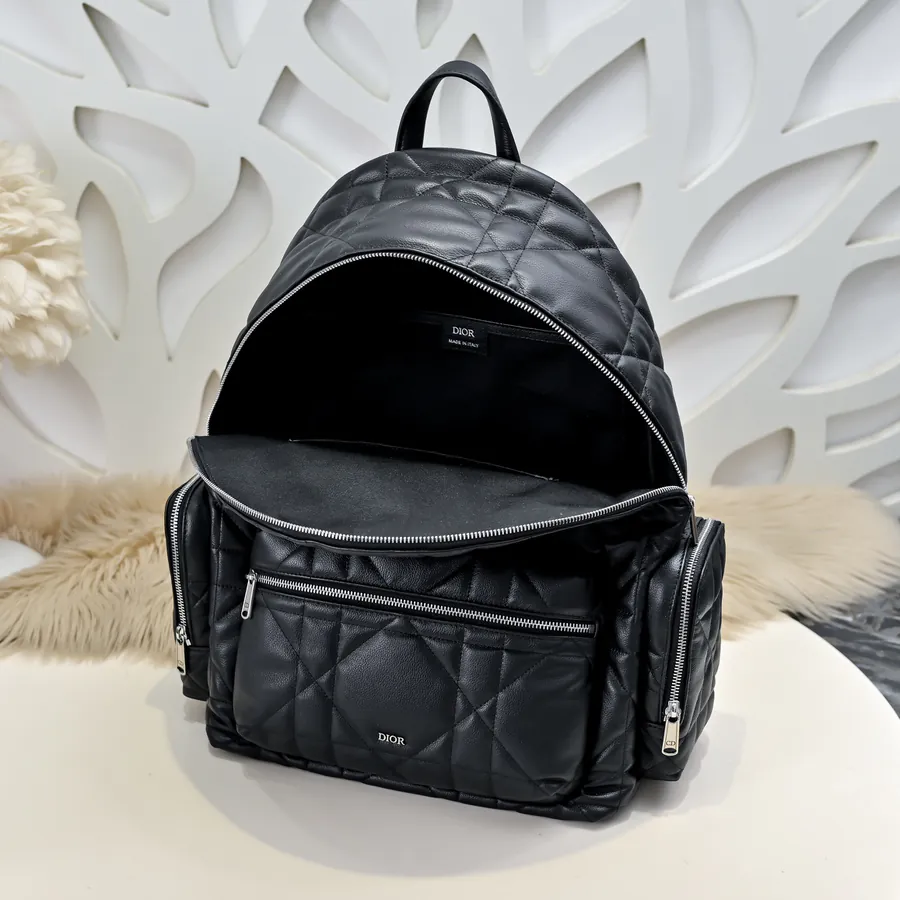 Dior New Shoulder Bag Modern Style and Haute Couture Fusion