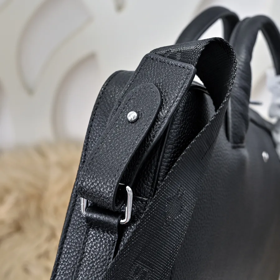 MONT BLANC Men's Briefcase Premium Leather, Sleek Design