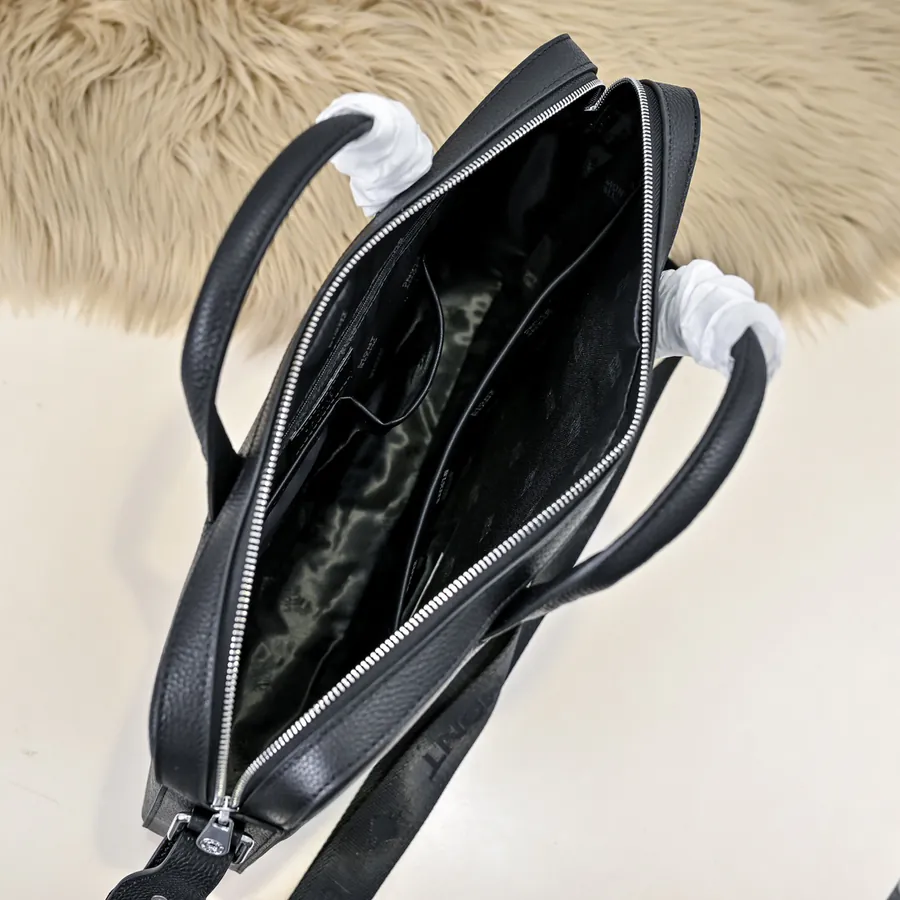 MONT BLANC Men's Briefcase Premium Leather, Sleek Design