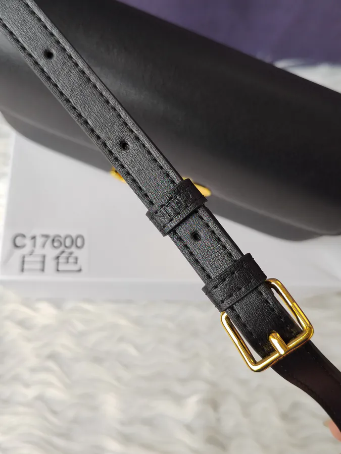 Black TRIOMPHE Leather Shoulder Bag