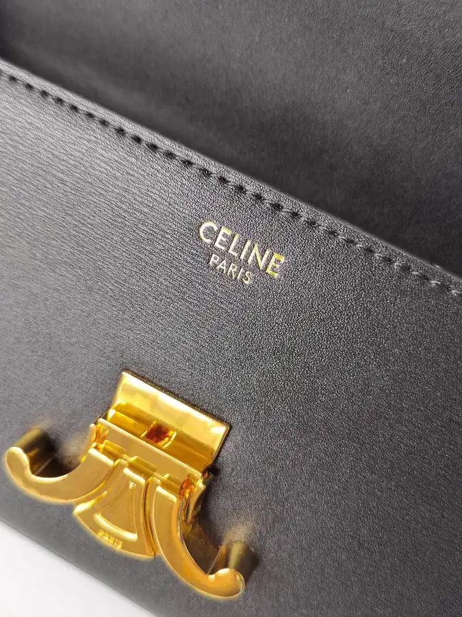 Black TRIOMPHE Leather Shoulder Bag