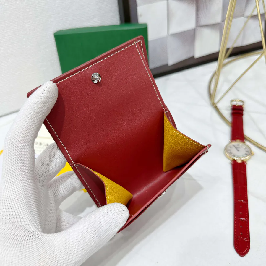 Goya Marigny Zero Wallet Perfect for Storing Coins and Cards
