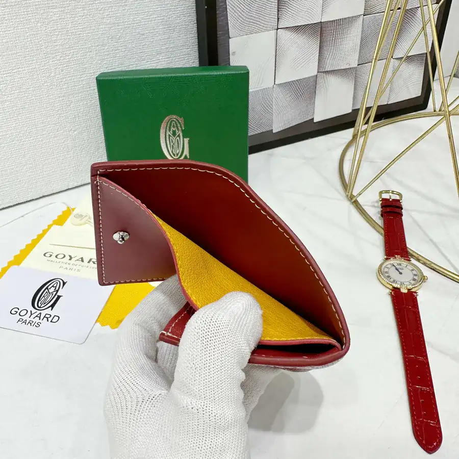 Goya Marigny Zero Wallet Perfect for Storing Coins and Cards