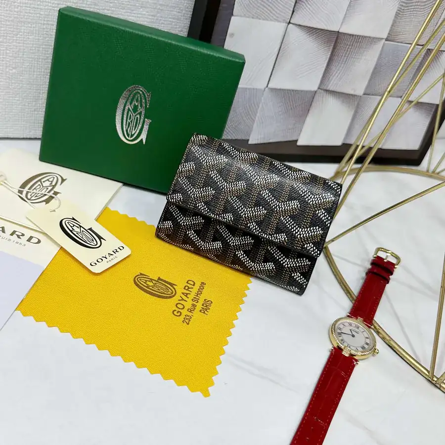 Goya Marigny Zero Wallet Perfect for Storing Coins and Cards