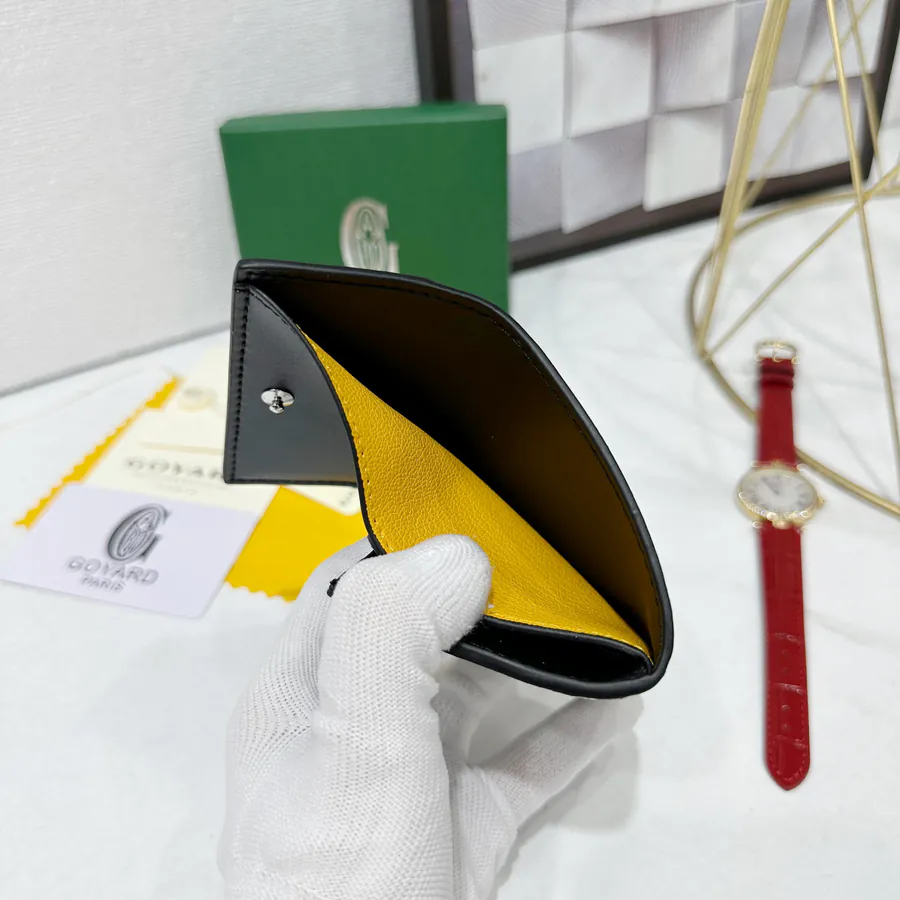 Goya Marigny Zero Wallet Perfect for Storing Coins and Cards