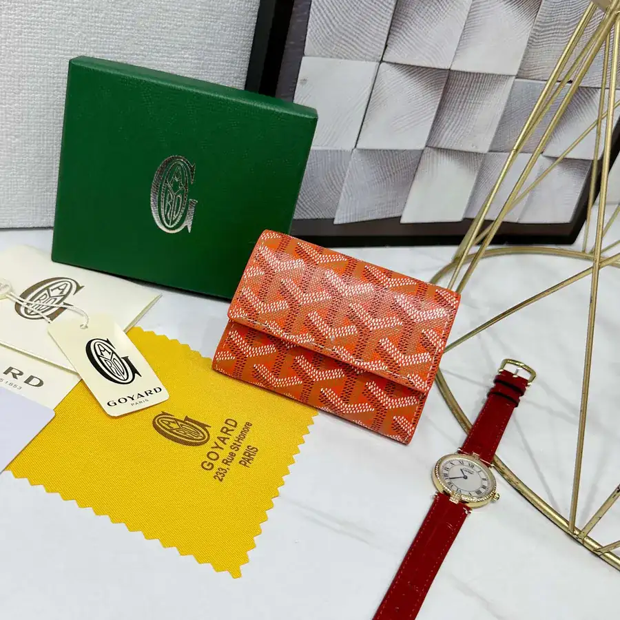 Goya Marigny Zero Wallet Perfect for Storing Coins and Cards