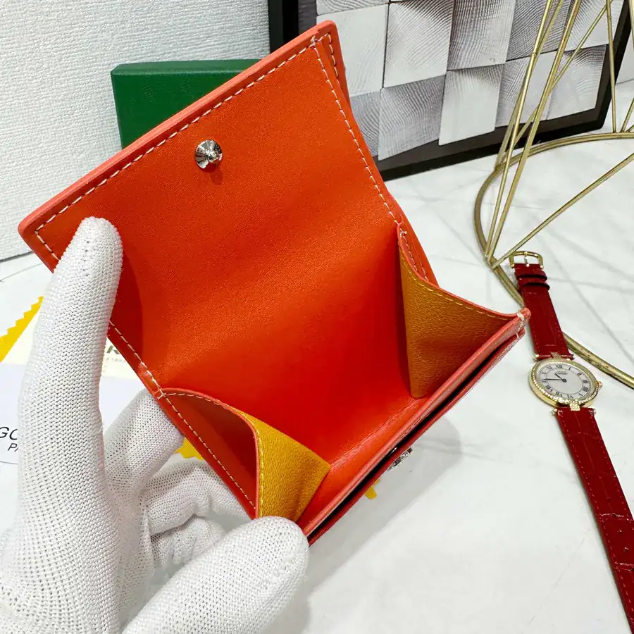 Goya Marigny Zero Wallet Perfect for Storing Coins and Cards