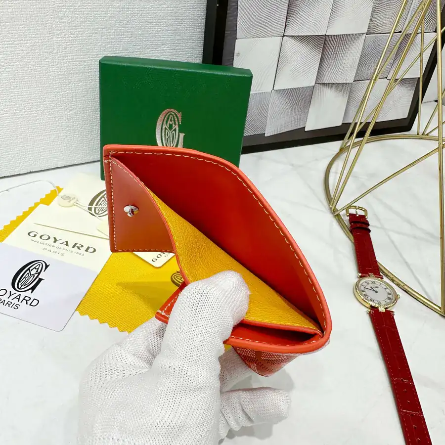 Goya Marigny Zero Wallet Perfect for Storing Coins and Cards