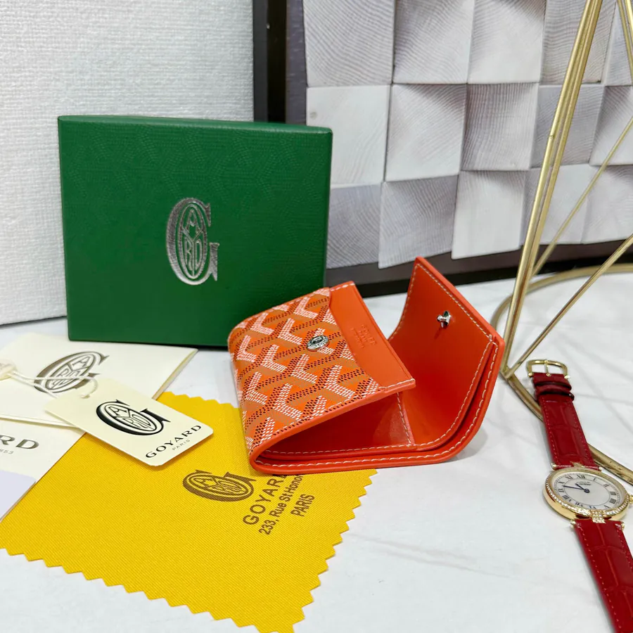 Goya Marigny Zero Wallet Perfect for Storing Coins and Cards