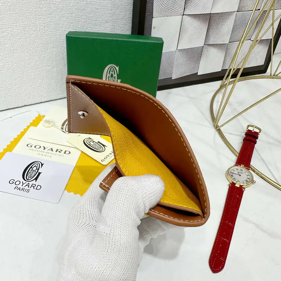 Goya Marigny Zero Wallet Perfect for Storing Coins and Cards