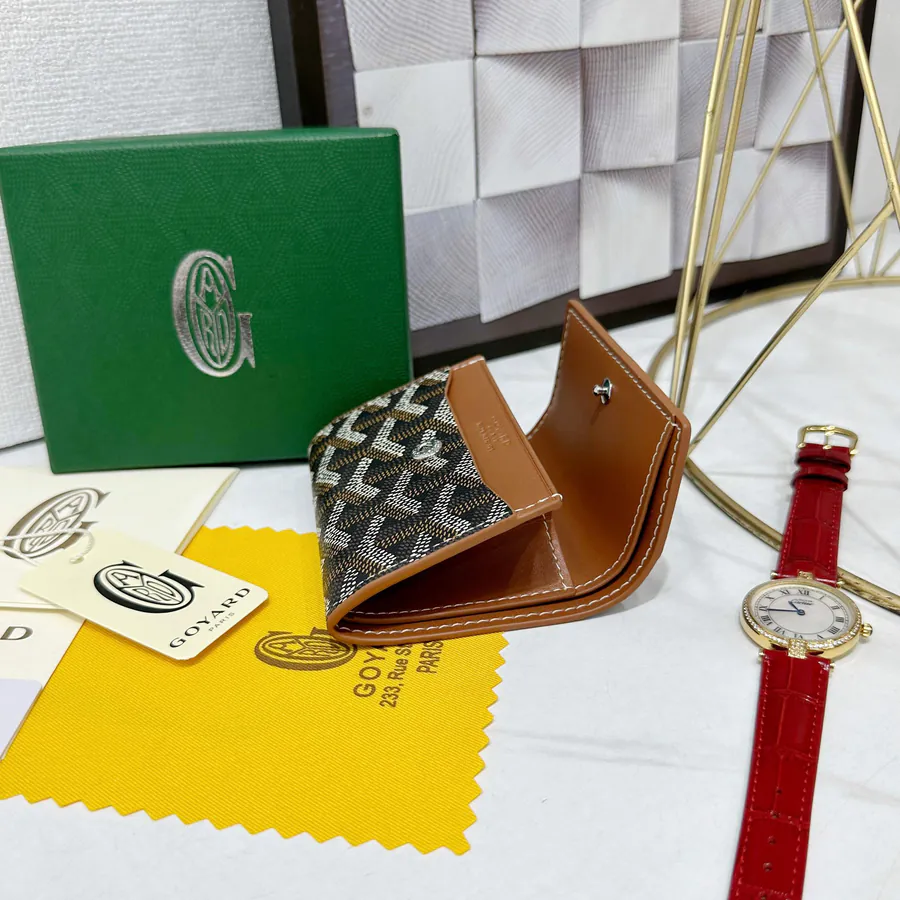 Goya Marigny Zero Wallet Perfect for Storing Coins and Cards