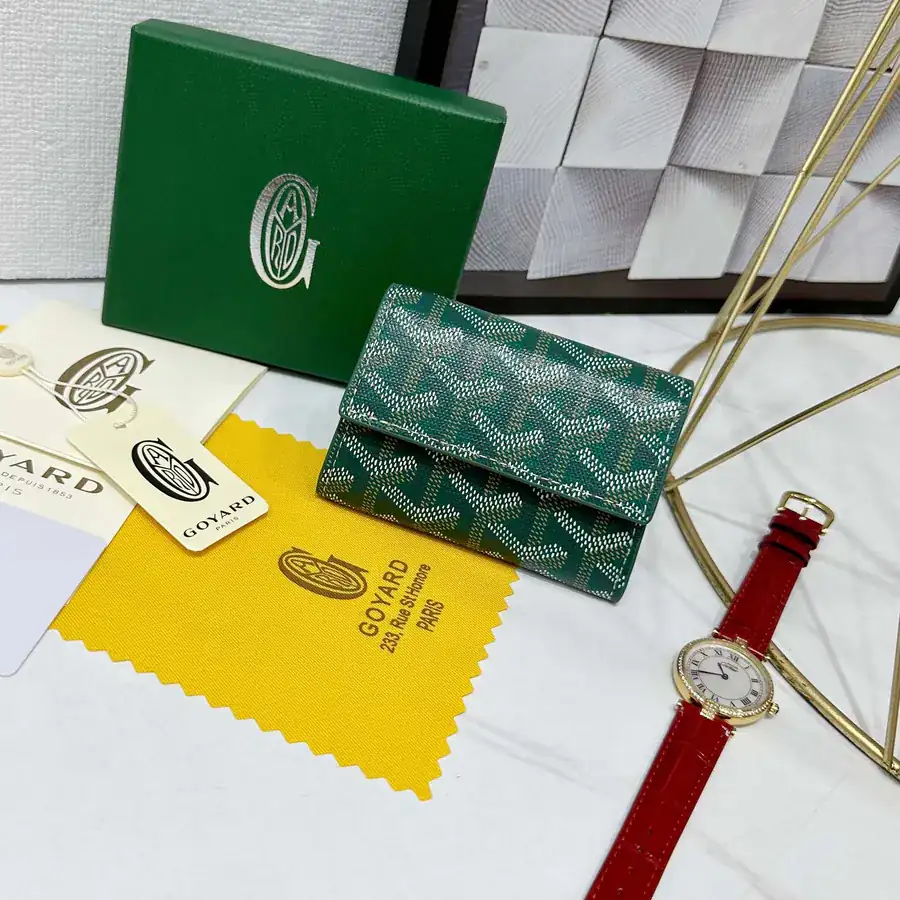 Goya Marigny Zero Wallet Perfect for Storing Coins and Cards