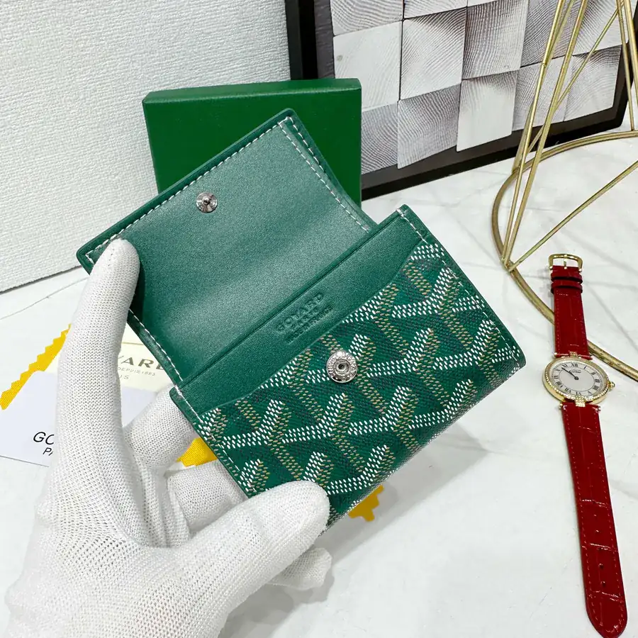 Goya Marigny Zero Wallet Perfect for Storing Coins and Cards