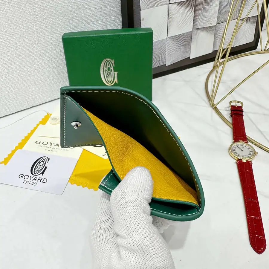 Goya Marigny Zero Wallet Perfect for Storing Coins and Cards