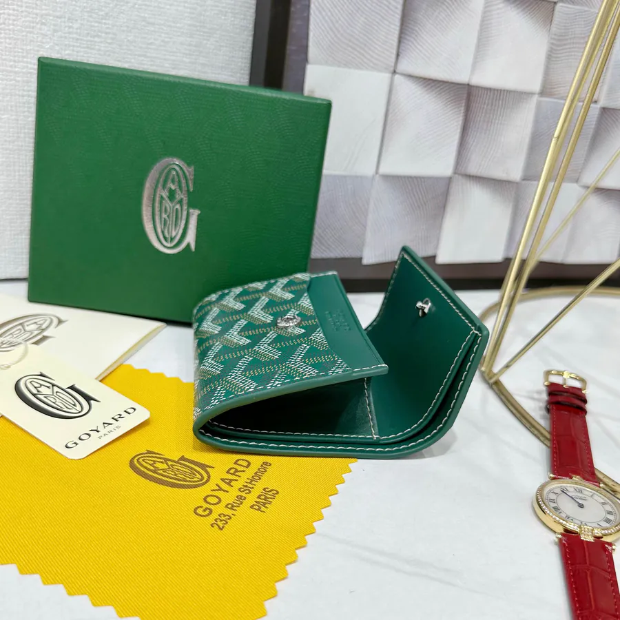 Goya Marigny Zero Wallet Perfect for Storing Coins and Cards