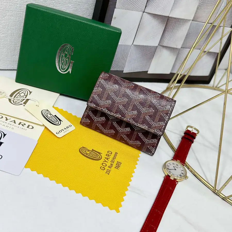 Goya Marigny Zero Wallet Perfect for Storing Coins and Cards