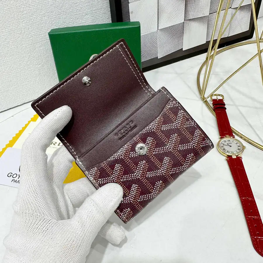 Goya Marigny Zero Wallet Perfect for Storing Coins and Cards