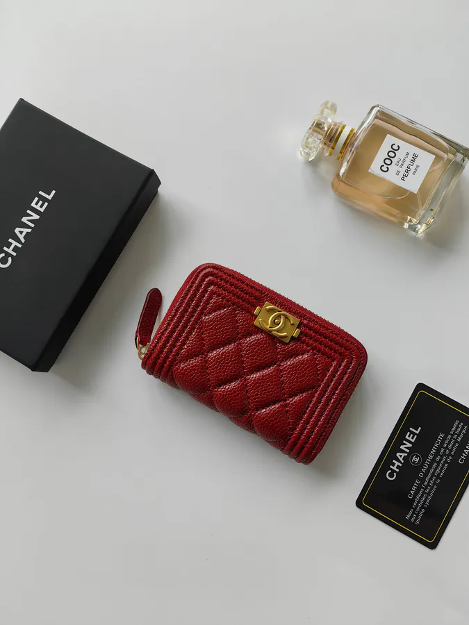 Chanel Card Case Premium Full Leather, Elegant Design
