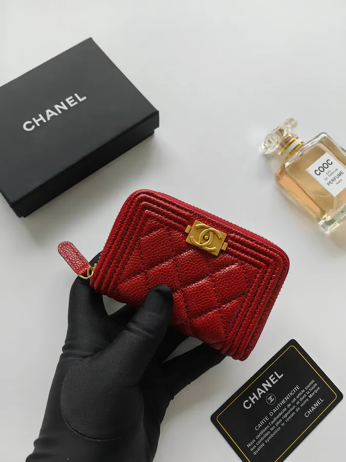 Chanel Card Case Premium Full Leather, Elegant Design