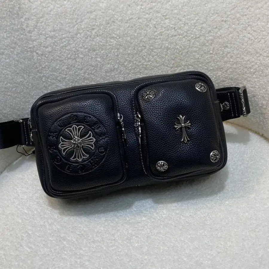 Krocs New Crossbody Bag in Premium Leather