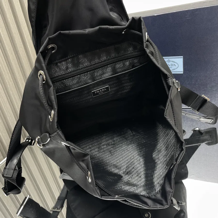 Premium Original 1BZ811 Lightweight Tote with Saffiano Leather Trim