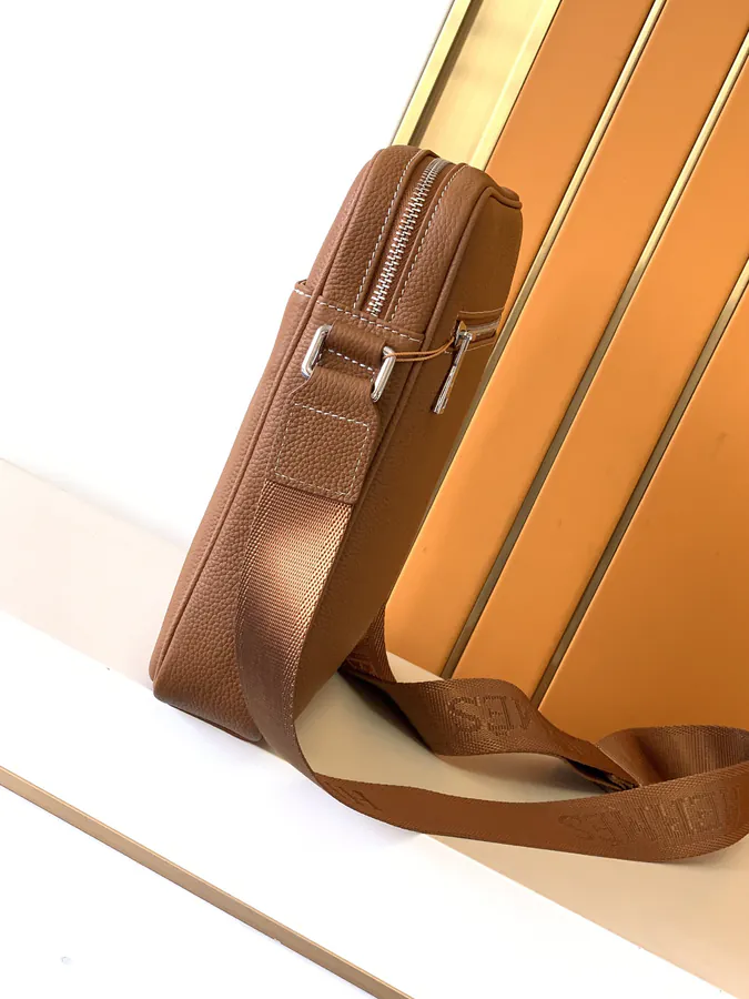 Original Emma Bucket Bag in Taupe