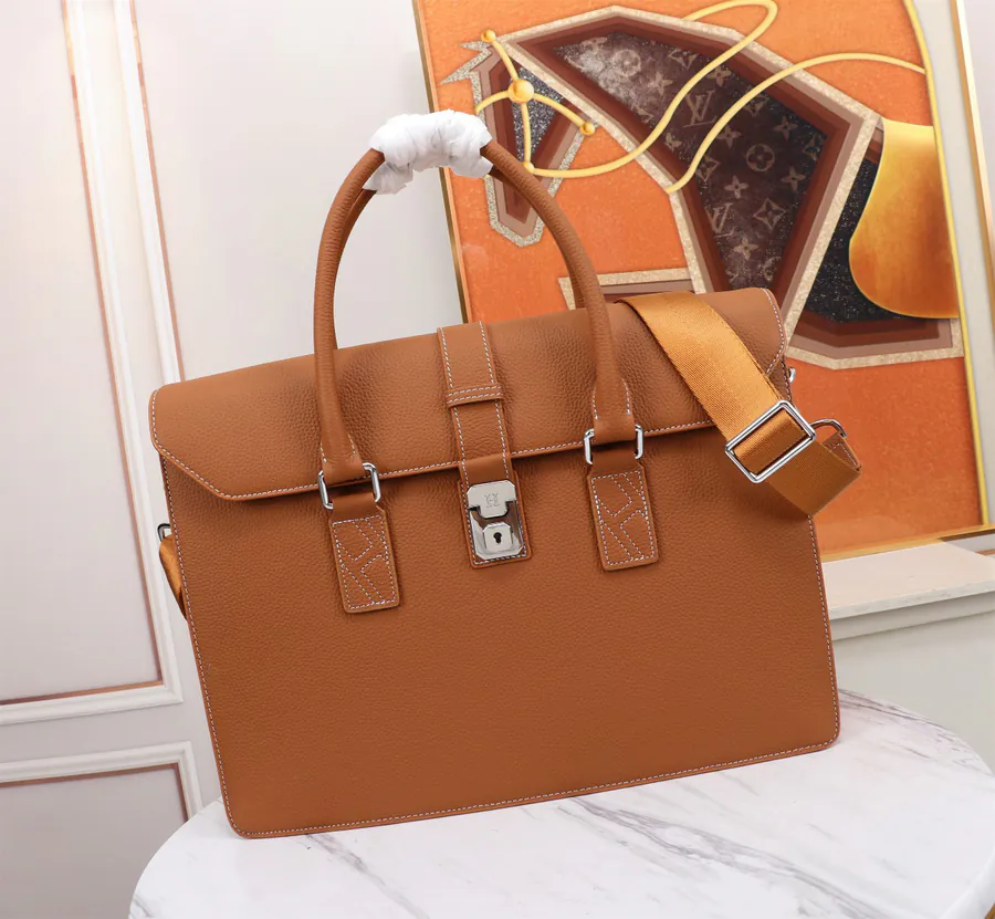 Hermès Premium Handcrafted Briefcase 8311 1