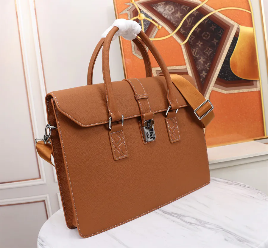 Hermès Premium Handcrafted Briefcase 8311 1