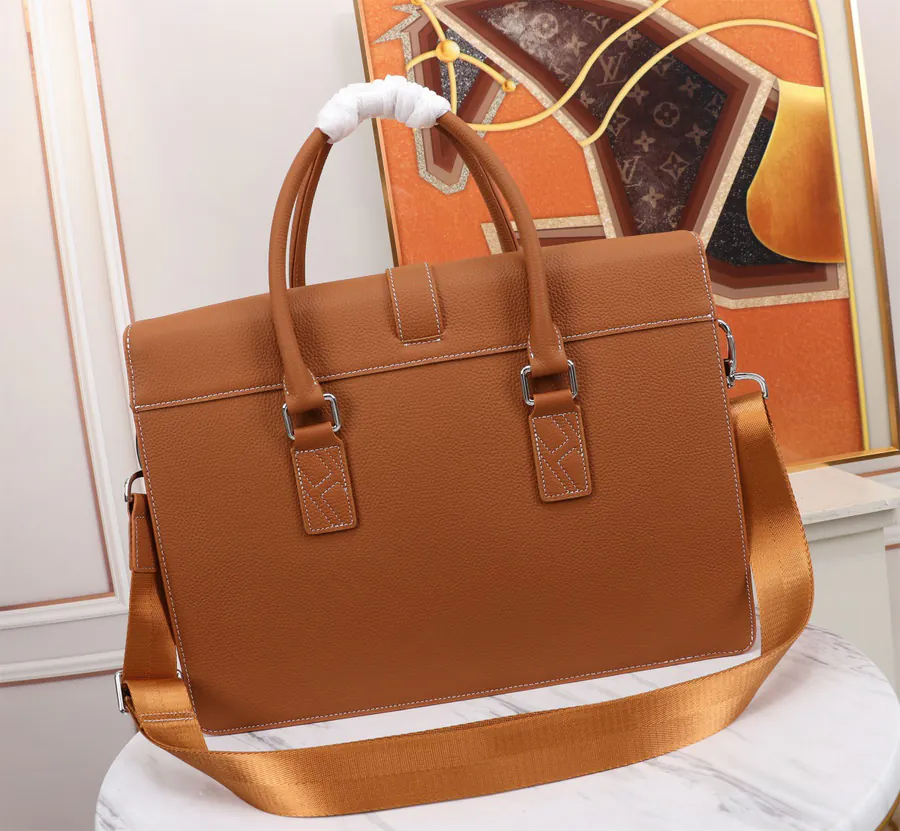 Hermès Premium Handcrafted Briefcase 8311 1