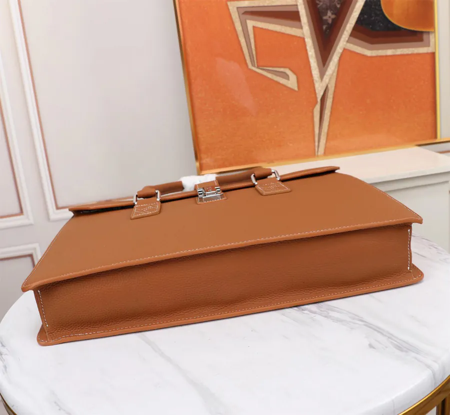 Hermès Premium Handcrafted Briefcase 8311 1