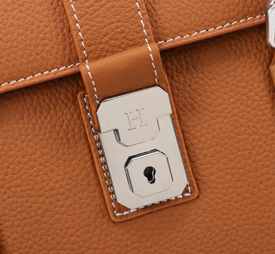 Hermès Premium Handcrafted Briefcase 8311 1