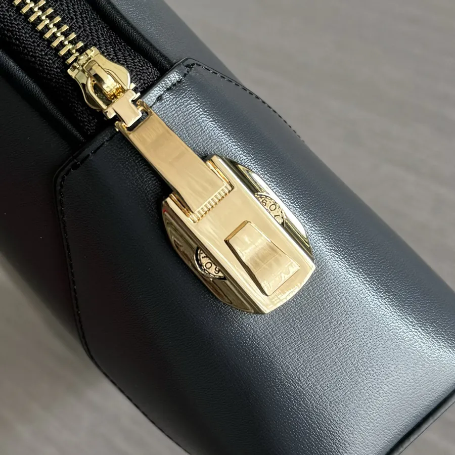 LV Premium Top Grain Calfskin Briefcase 2023 Latest Trendy Design