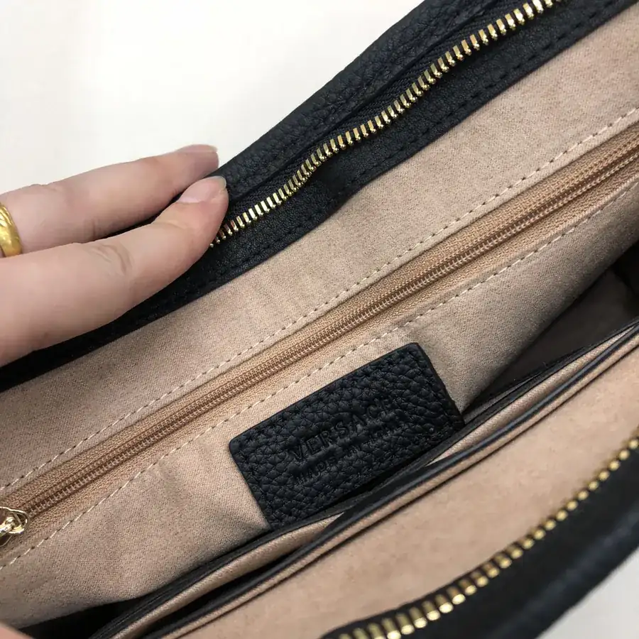 范家 Men's Wallet in Grained Calfskin