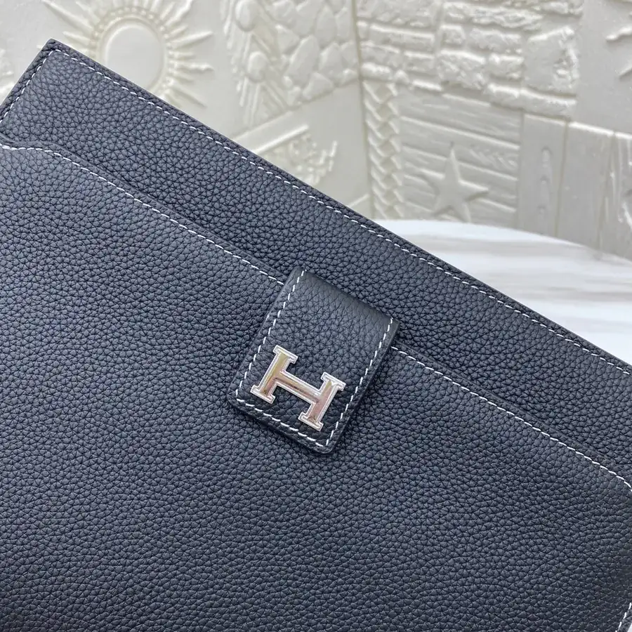 P260 Trendy Handbag Premium Leather, Detachable Handle, Functional Design