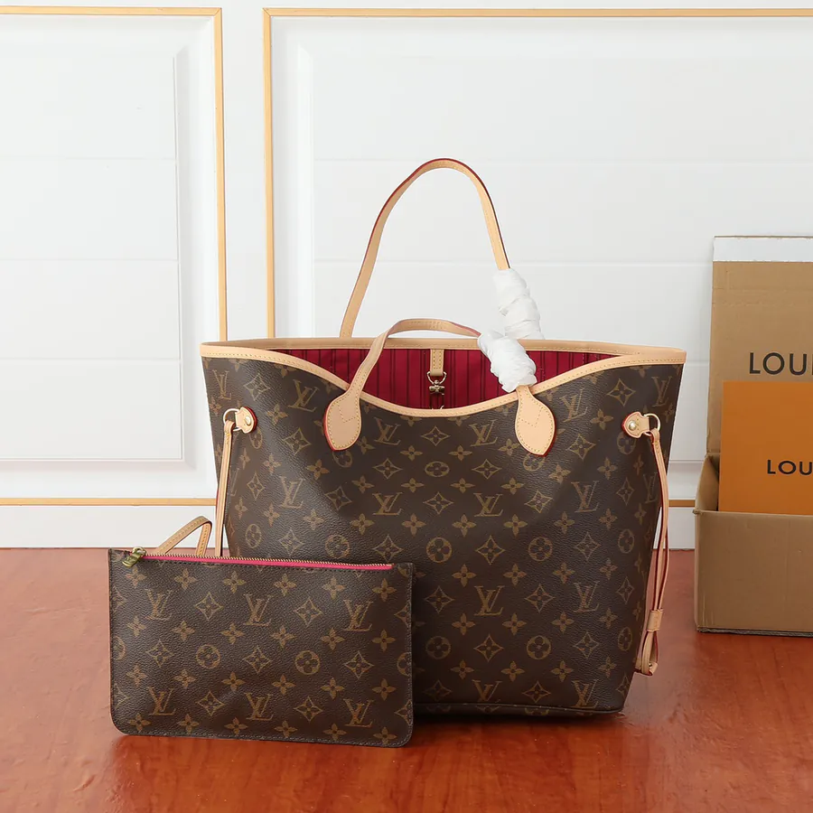 LV NEVERFULL Medium Handbag M40995