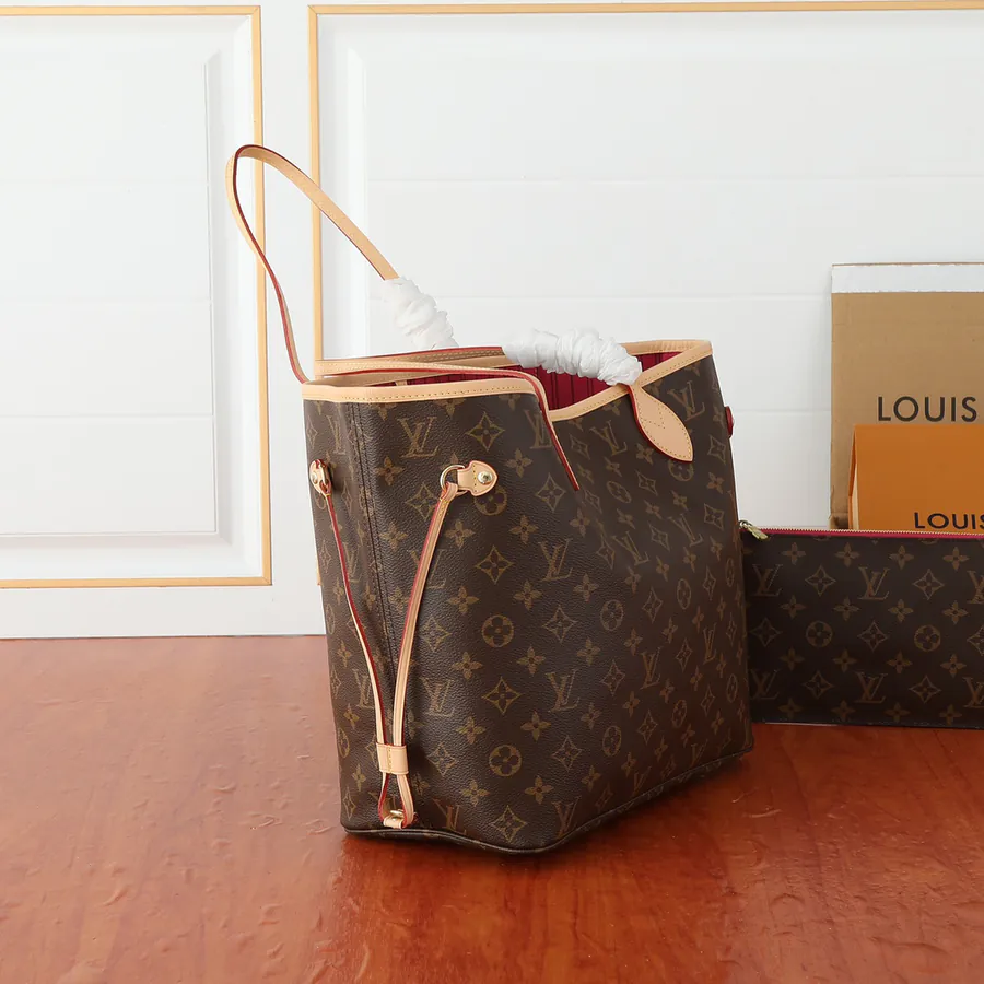 LV NEVERFULL Medium Handbag M40995
