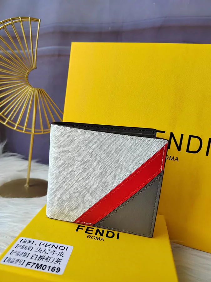 FF Men's Wallet with Eight Card Slots and Two Check Pockets, Grained Calfskin