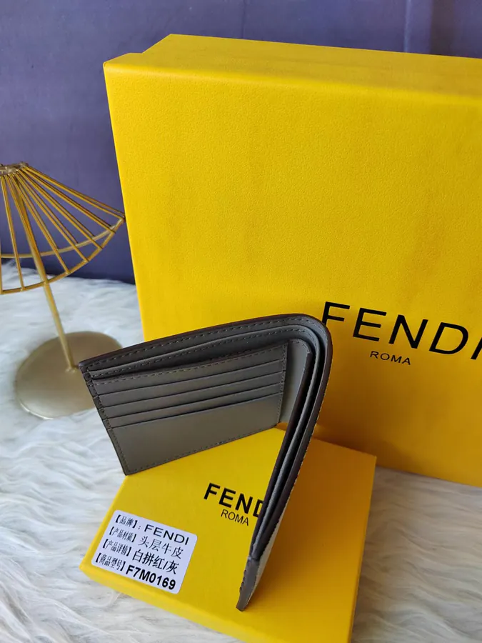 FF Men's Wallet with Eight Card Slots and Two Check Pockets, Grained Calfskin