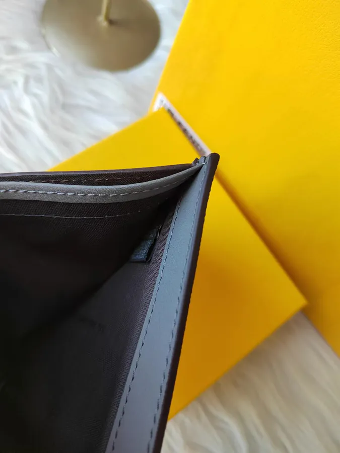 FF Men's Wallet with Eight Card Slots and Two Check Pockets, Grained Calfskin