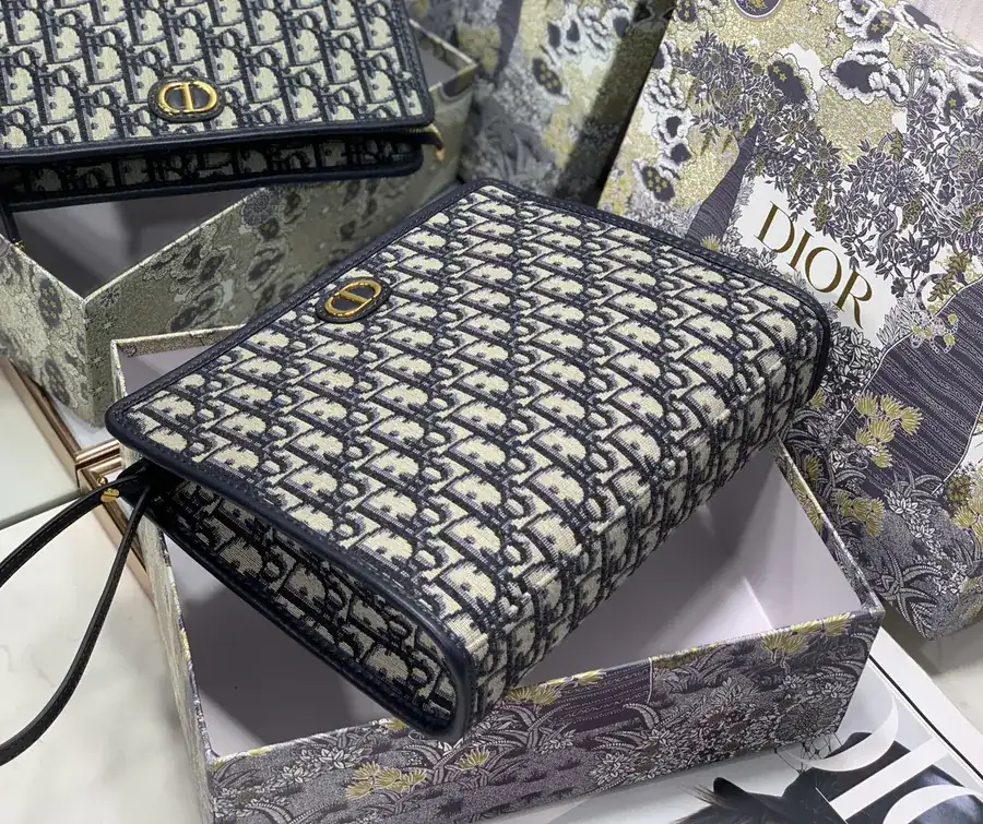 Di❤r Oblique Canvas Tote