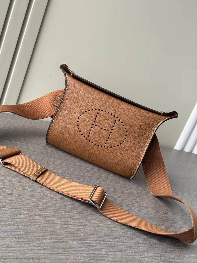 Hac a Dos Togo Leather Crossbody Bag