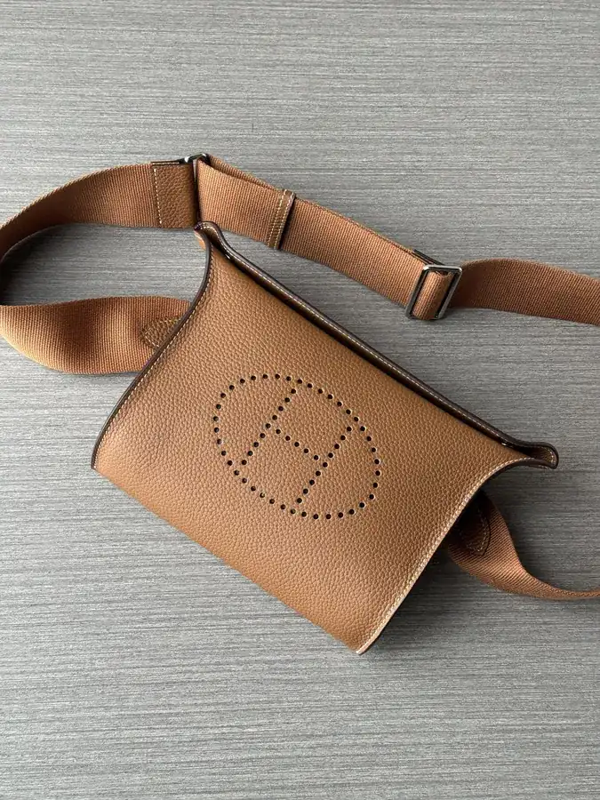 Hac a Dos Togo Leather Crossbody Bag