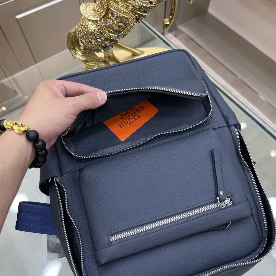 Hermes 男士双肩包系列 立体剪裁完美版型