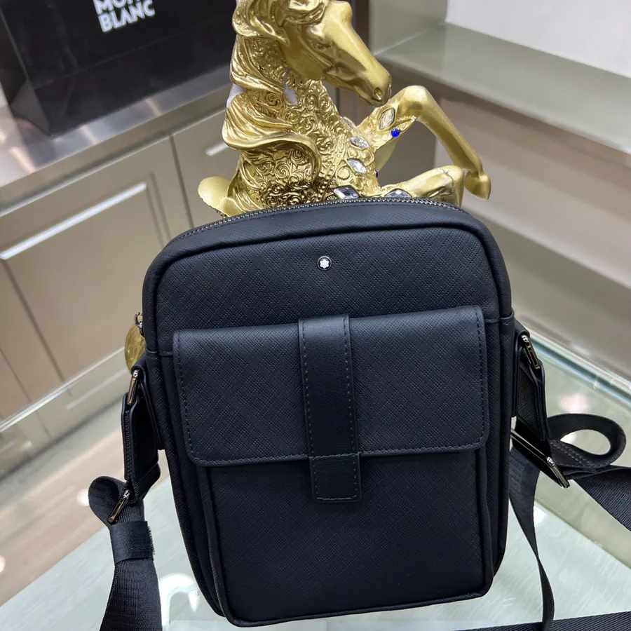 Montblanc International Bucket Bag Premium Leather, Simple Logo, Elegant Casual Design